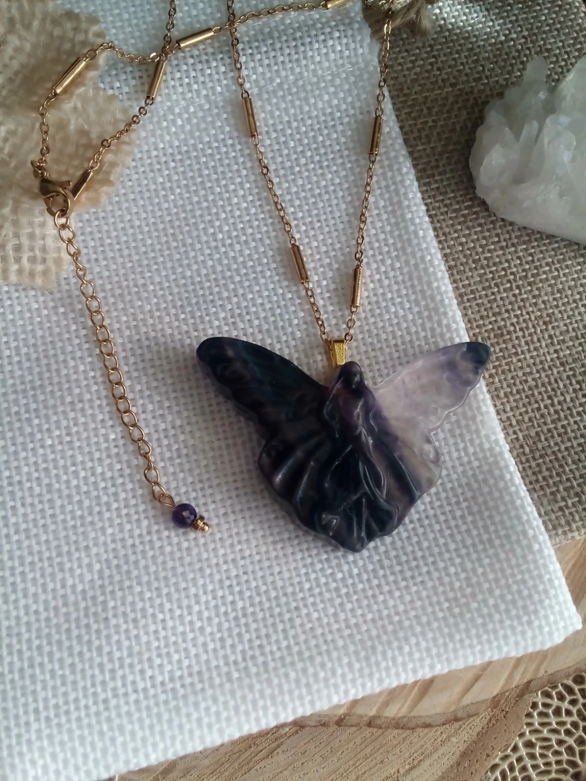 Collier pierre de fluorite taillée en fée – photo 3